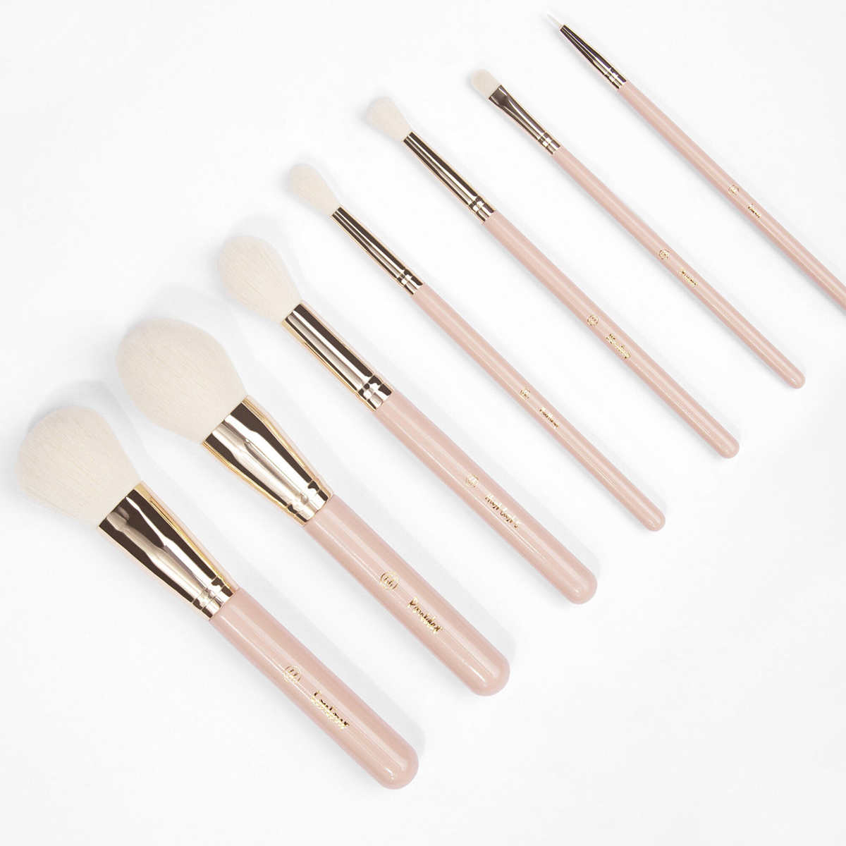 Bộ Cọ Trang Điểm 7 Cây Kèm Túi Đựng BH Cosmetics Travel Series BHBO13